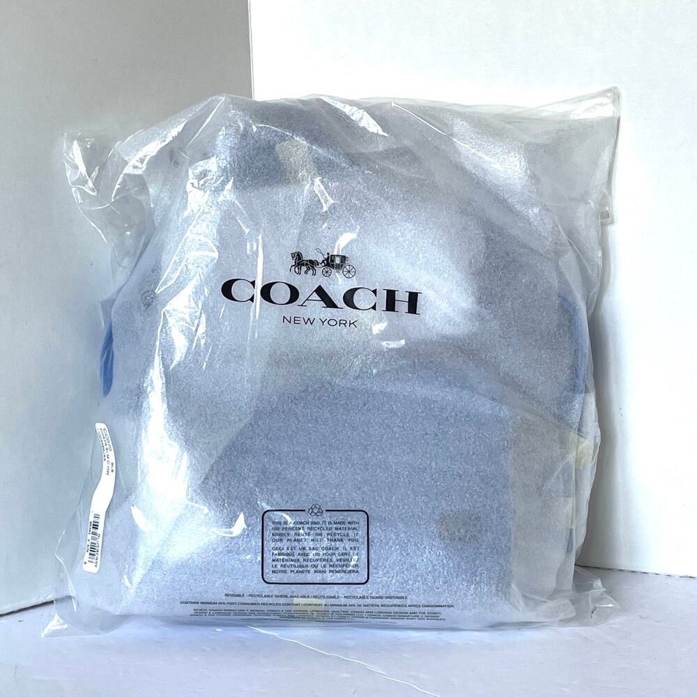 Coach Charter Slim Crossbody CC070 Blueberry Leather w/ Round Pouch - Picture 3 of 9